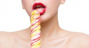 MĘSKIM ZDANIEM: Oto szczere powody, dla których UBÓSTWIAMY sex oralny!