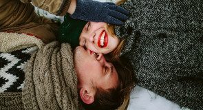 TOP 10 najbardziej romantycznych piosenek – wyślij je facetowi!