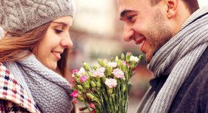 Co robią, kobiety które nie mogą się odpędzić OD ADORATORÓW? Podpowiadamy