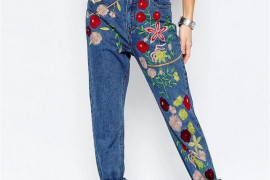 Jeansy z haftowanym wzorem! Najmodniejsze inspiracje!