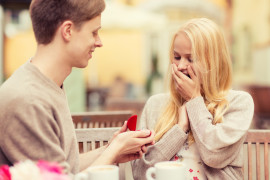 10 sygnałów, że on chce ci się OŚWIADCZYĆ! ?