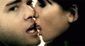 10 rodzajów POCAŁUNKÓW, o których marzy każdy FACET