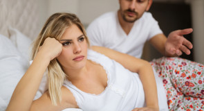 10 okropnych zachowań KOBIET, które doprowadzają FACETÓW do zdrady