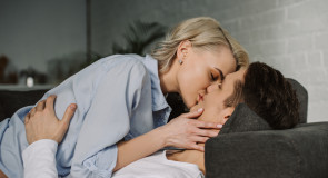 19 kobiecych RZECZY, które na maksa PODNIECAJĄ facetów