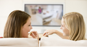 W te seriale warto wkręcić się razem z PRZYJACIÓŁKĄ