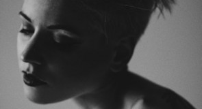 FACECI WYLICZAJĄ: 10 nieseksualnych rzeczy, które podobają nam się w KOBIETACH