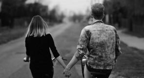 6 sposobów na PODRYW, które mocno drażnią facetów (tak nie rób!)