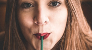 FACECI wskazali 10 cech urody, przez które stajemy się nieatrakcyjne….