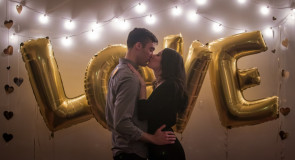 12 intymnych sposobów jak okazać sobie miłość, nie uprawiając seksu!