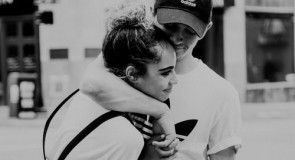 6 rzeczy, które robią TYLKO pary stworzone dla siebie!