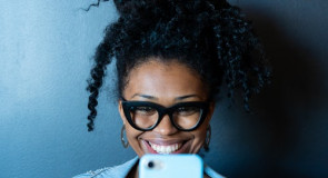 15 SMS-ów, które powinnaś mu wysłać, aby cię DOCENIŁ i mocniej pokochał!