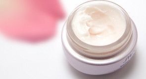 10 kosmetyków, które w 5 minut poprawią wygląd twojej cery!