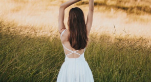 Męskim zdaniem: 10 rzeczy, które robią tylko NAJLEPSZE DZIEWCZYNY!