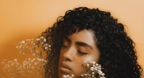 MĘSKIM ZDANIEM: 15 nietypowych przyczyn, przez które wariujemy na punkcie kobiety