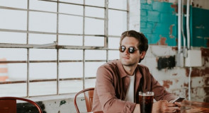 Kilka SMS-ÓW DO UKOCHANEGO, które nie pozwolą MU ZMRUŻYĆ OKA!