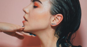 8 perwersyjnych pytań, które musisz mu zadać, aby w łóżku ZAWRZAŁO