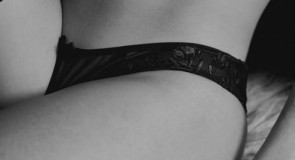 6 znaków, że twój związek jest naładowany energią seksualną