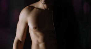 MĘSKIM ZDANIEM: ,,Jeśli jestem w tobie zakochany, to w łóżku postępuje dokładnie tak….”