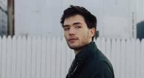 6 rzeczy, których nigdy nie robi dojrzały i szarmancki MĘŻCZYZNA