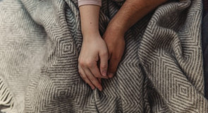 MĘSKIM ZDANIEM: 6 sposobów, w jakie nieśmiały FACET wyznaje swoją miłość