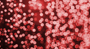 Magia zimowych festiwali na świecie: światła, jedzenie i rytuały kobiet