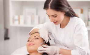 Botox – fakty i mity. Kiedy zabieg jest bezpieczny i daje naturalny efekt?