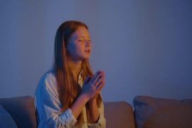 Cisza w relacji – kiedy szkodzi, a kiedy zbliża?