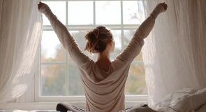 5 badań, które każda kobieta powinna zrobić wiosną. Lekarze mówią wprost: nie warto odkładać tego do lata