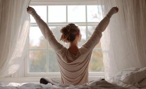 5 badań, które każda kobieta powinna zrobić wiosną. Lekarze mówią wprost: nie warto odkładać tego do lata