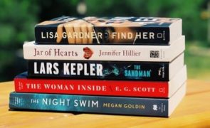 TOP 4 KSIĄŻKI  NA PREZENT dla kobiet, które kochają literaturę piekną