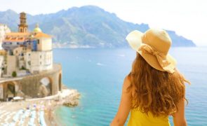 Dlaczego kobiety coraz częściej wybierają samotne podróże?