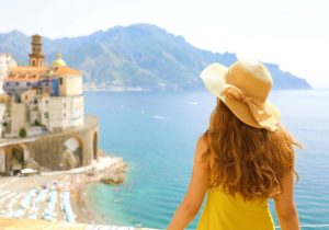 Dlaczego kobiety coraz częściej wybierają samotne podróże?