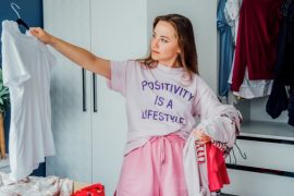 Wiosenne porządki w głowie – dlaczego mamy potrzebę „ogarnięcia życia”?