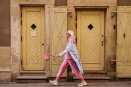 Wiosna 2026: moda, paznokcie i trendy, które naprawdę chcemy nosić