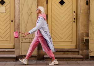 Wiosna 2026: moda, paznokcie i trendy, które naprawdę chcemy nosić