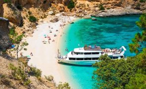 Nie uwierzysz, że to w Europie. Te miejsca wyglądają jak raj