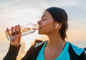 Fit detox po majówce – kompletny przewodnik 2026: jak oczyścić organizm, schudnąć i wrócić do formy krok po kroku
