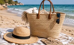 Jak wybrać torbę plażową? Najmodniejsze modele i praktyczne porady